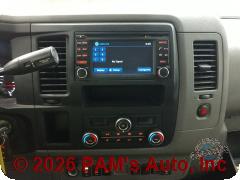 Vehicle photo 13