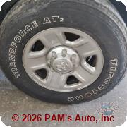Vehicle photo 9