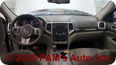 Vehicle photo 14