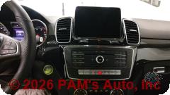 Vehicle photo 13
