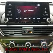 Vehicle photo 13