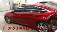 Vehicle photo 7