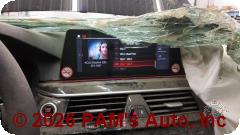 Vehicle photo 13