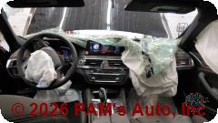 Vehicle photo 14