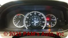 Vehicle photo 12
