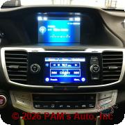 Vehicle photo 13