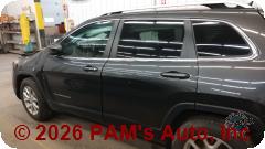 Vehicle photo 7