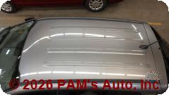 Vehicle photo 8