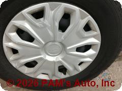 Vehicle photo 9