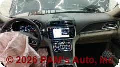 Vehicle photo 14