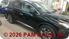 Vehicle photo 3