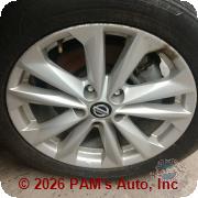 Vehicle photo 9