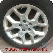 Vehicle photo 9