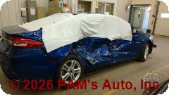 Vehicle photo 3