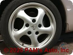 Vehicle photo 9