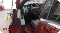 Vehicle photo 10