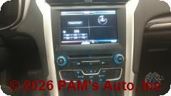 Vehicle photo 13