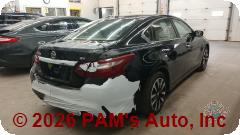 Vehicle photo 5