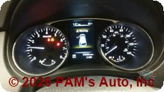 Vehicle photo 12