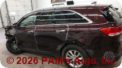 Vehicle photo 7