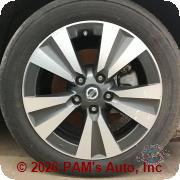 Vehicle photo 9