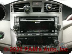 Vehicle photo 13