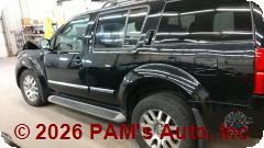 Vehicle photo 7