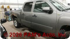 Vehicle photo 3