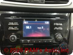 Vehicle photo 13
