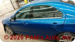 Vehicle photo 7