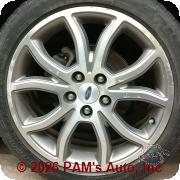 Vehicle photo 9