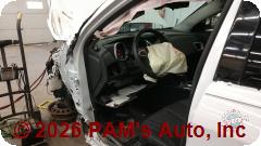 Vehicle photo 10