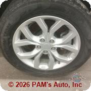 Vehicle photo 9