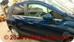 Vehicle photo 3