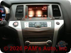 Vehicle photo 13