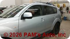 Vehicle photo 7