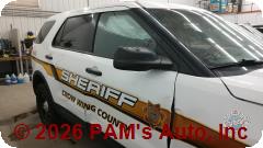 Vehicle photo 3