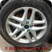Vehicle photo 9