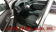 Vehicle photo 10