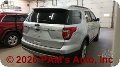 Vehicle photo 5