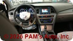 Vehicle photo 14
