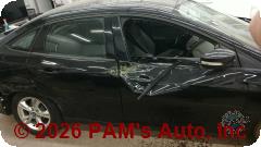 Vehicle photo 3
