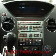 Vehicle photo 13