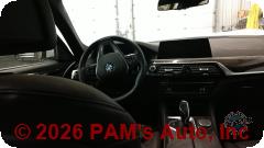 Vehicle photo 14