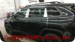 Vehicle photo 7