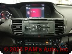 Vehicle photo 13