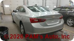 Vehicle photo 6