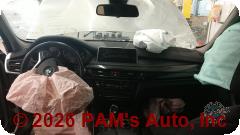 Vehicle photo 14
