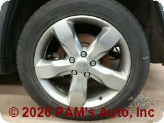 Vehicle photo 9