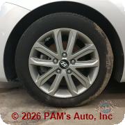 Vehicle photo 9